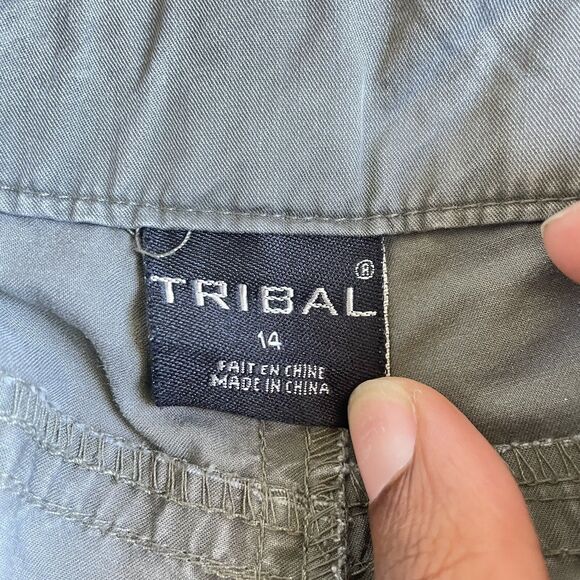 Tribal Cropped Capri Pants Casual Green Women Plus Size 14 - Picture 5 of 6